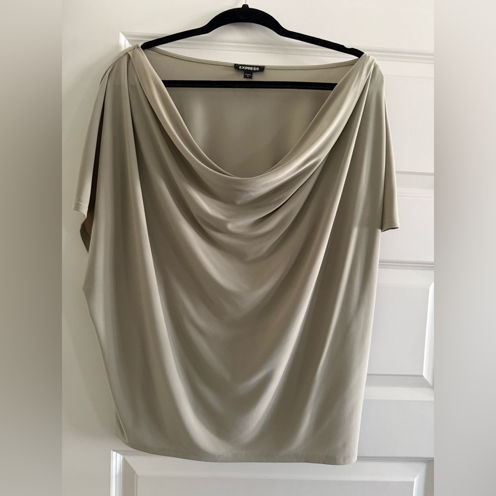 Express Draped Cowl Neck Short Sleeve Tee - Olive